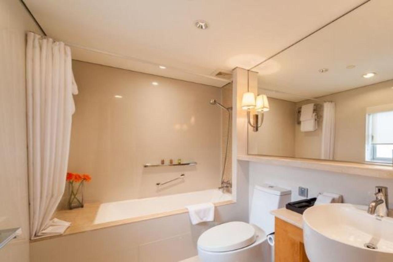 Ascott